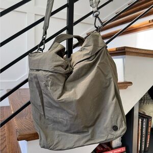 Lululemon Athletica slate green shoulder bag